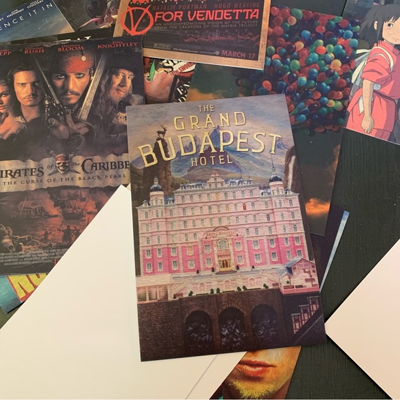 Movie Poster Wall Collage Kit - Picture 4 of 7